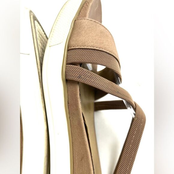 Eileen Fisher Sway Ankle StrapTan Nubuck Leather Sandals - Picture 9 of 12